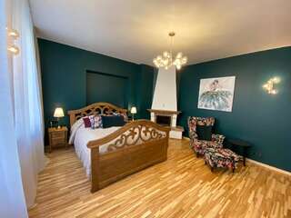 Отели типа «постель и завтрак» Bernardinu B&B House Вильнюс Апартаменты Делюкс-1