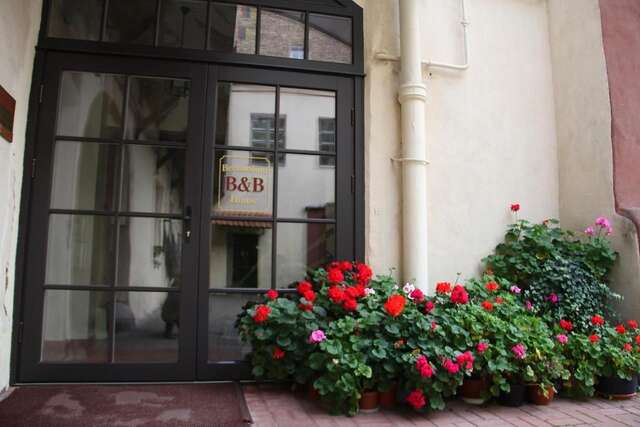 Отели типа «постель и завтрак» Bernardinu B&B House Вильнюс-44